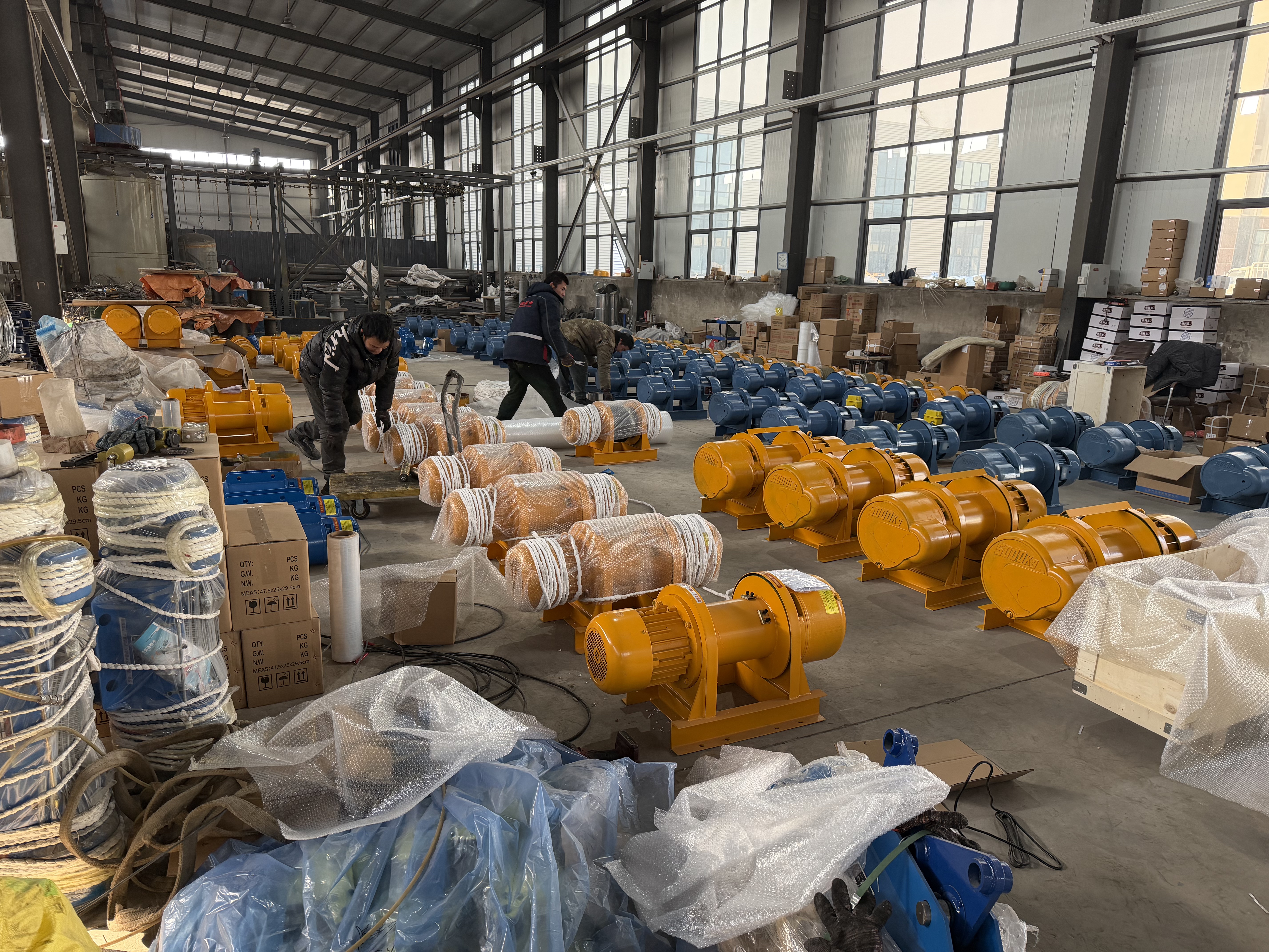 What Is a Wire Rope Hoist Used For?