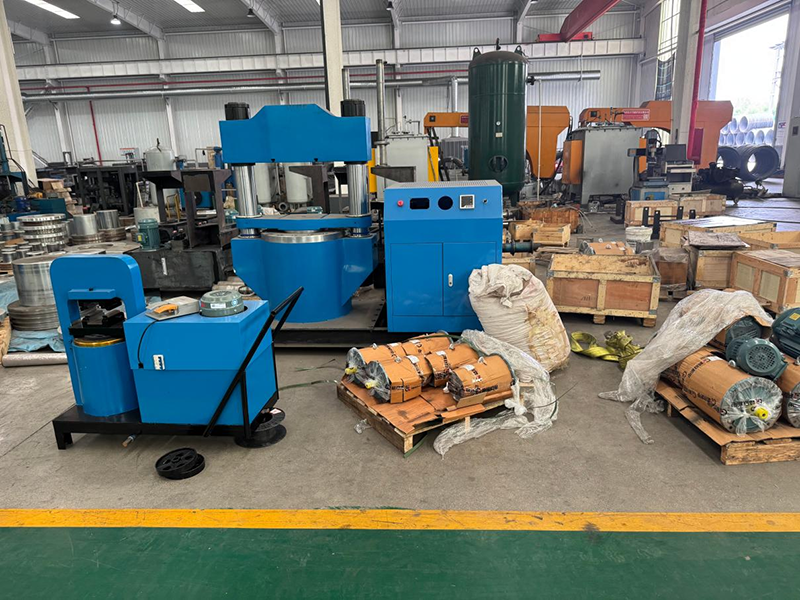 1500T Hydraulic Wire Rope Swaging Machine Successfully Loaded for Shipment: Heavy-Duty Engineering Ready for Global Delivery